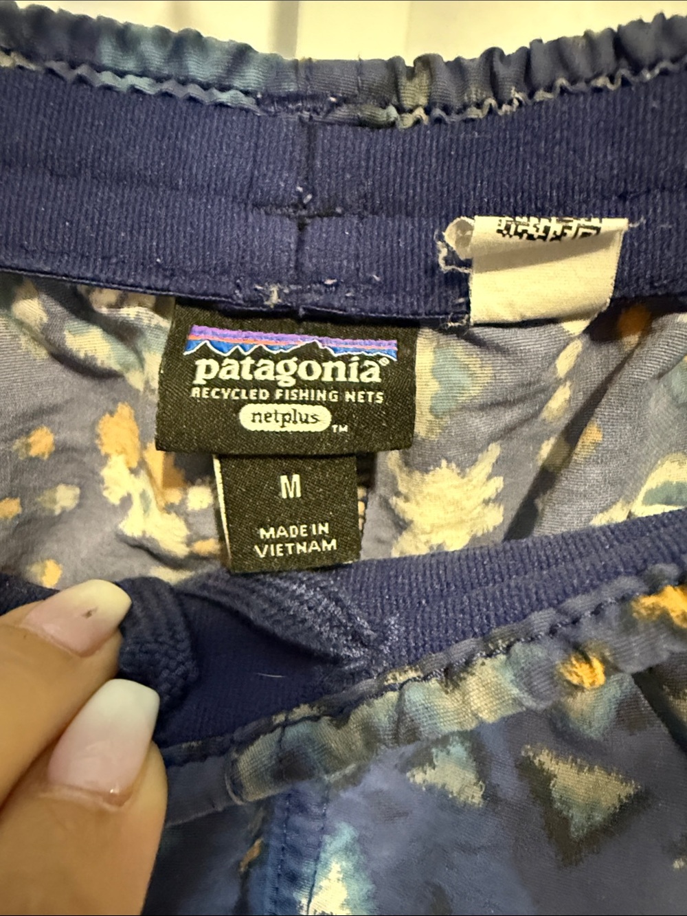 Patagonia Women's Navy Blue Tribal Fleece Shorts - Picture 2 of 5